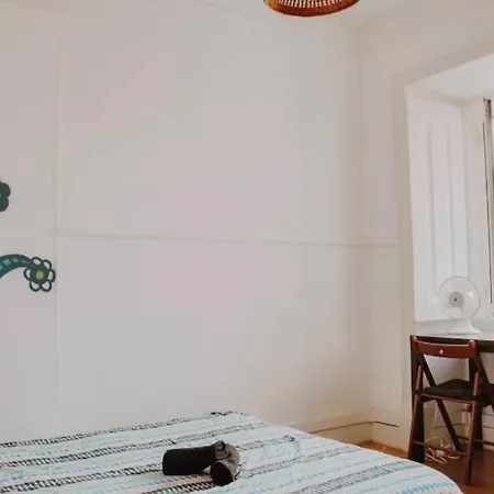 Affittacamere Martim Moniz 2nd Floor Lisbona